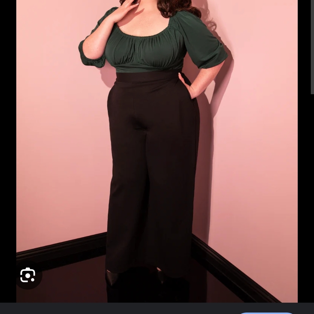 Elegant Black Wide-Leg Pants